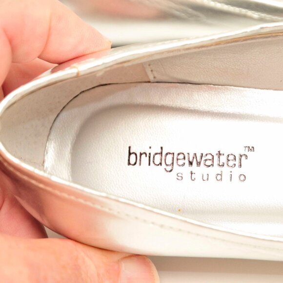 Bridgewater Studio Ballet Flates Pointed Toe Silver size 7.5 - Picture 3 of 3